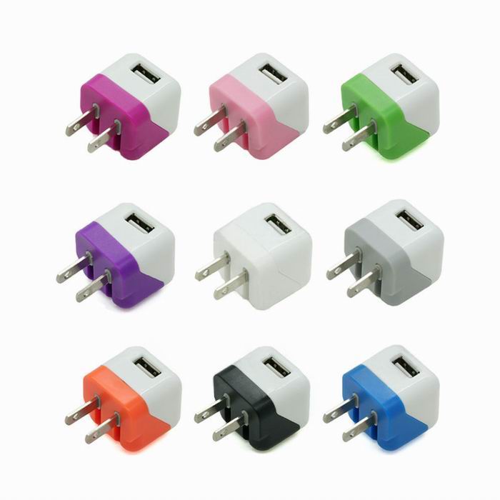 Foldable wall charger